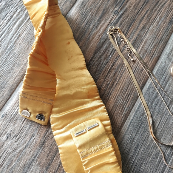 Adult Leg Avenue Disney Princess Jasmine Costume-Small - Picture 12 of 12